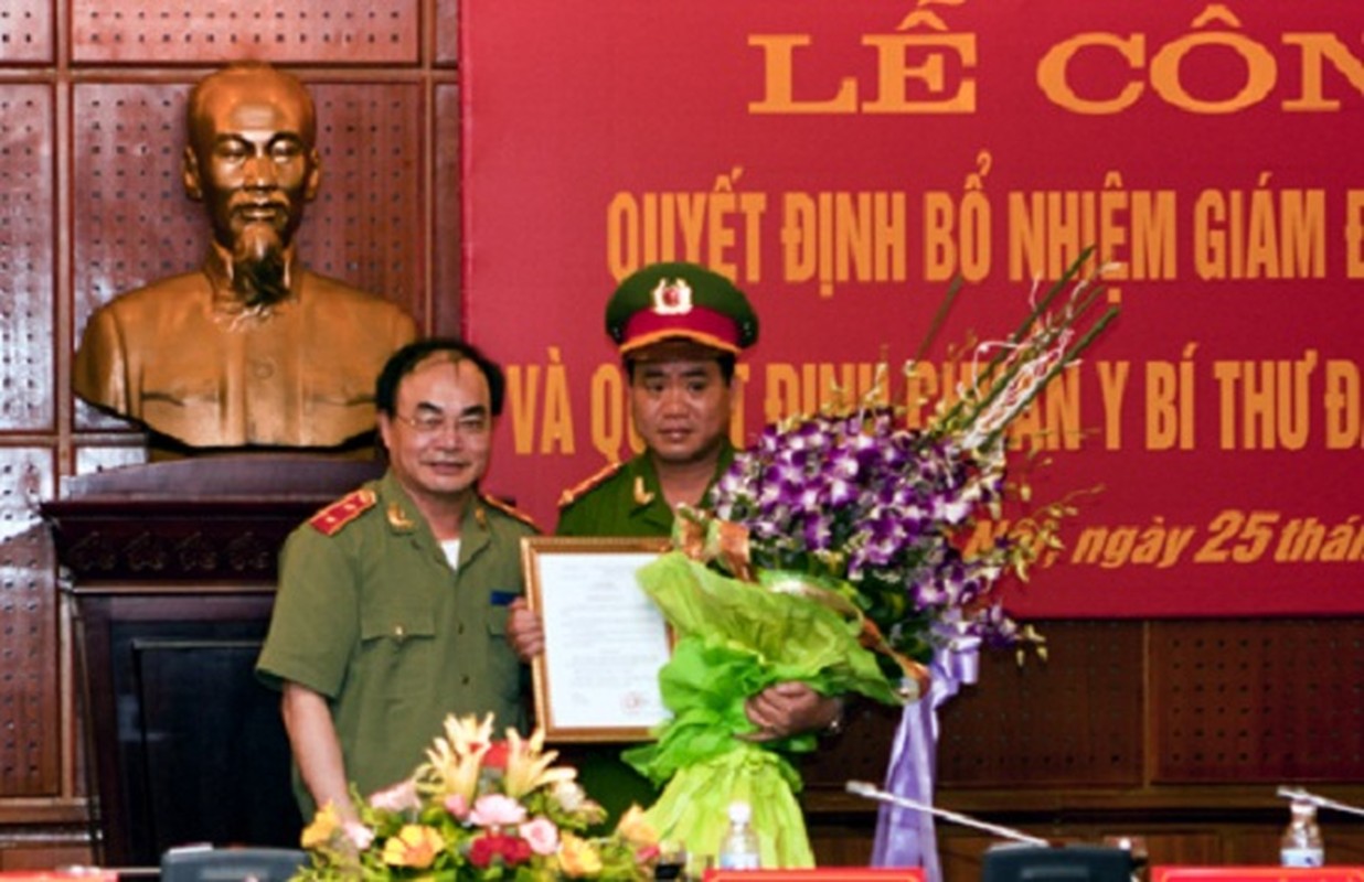 Chan dung, ly lich tuong Nguyen Duc Chung - tan Chu tich Ha Noi-Hinh-3