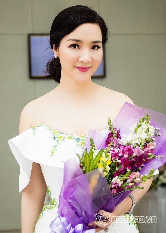 Diem danh nhung hoa hau giau nhat Viet Nam-Hinh-7