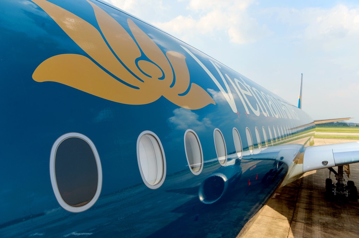 Can canh sieu may bay A350-900 thu 8 cua Vietnam Airlines-Hinh-9