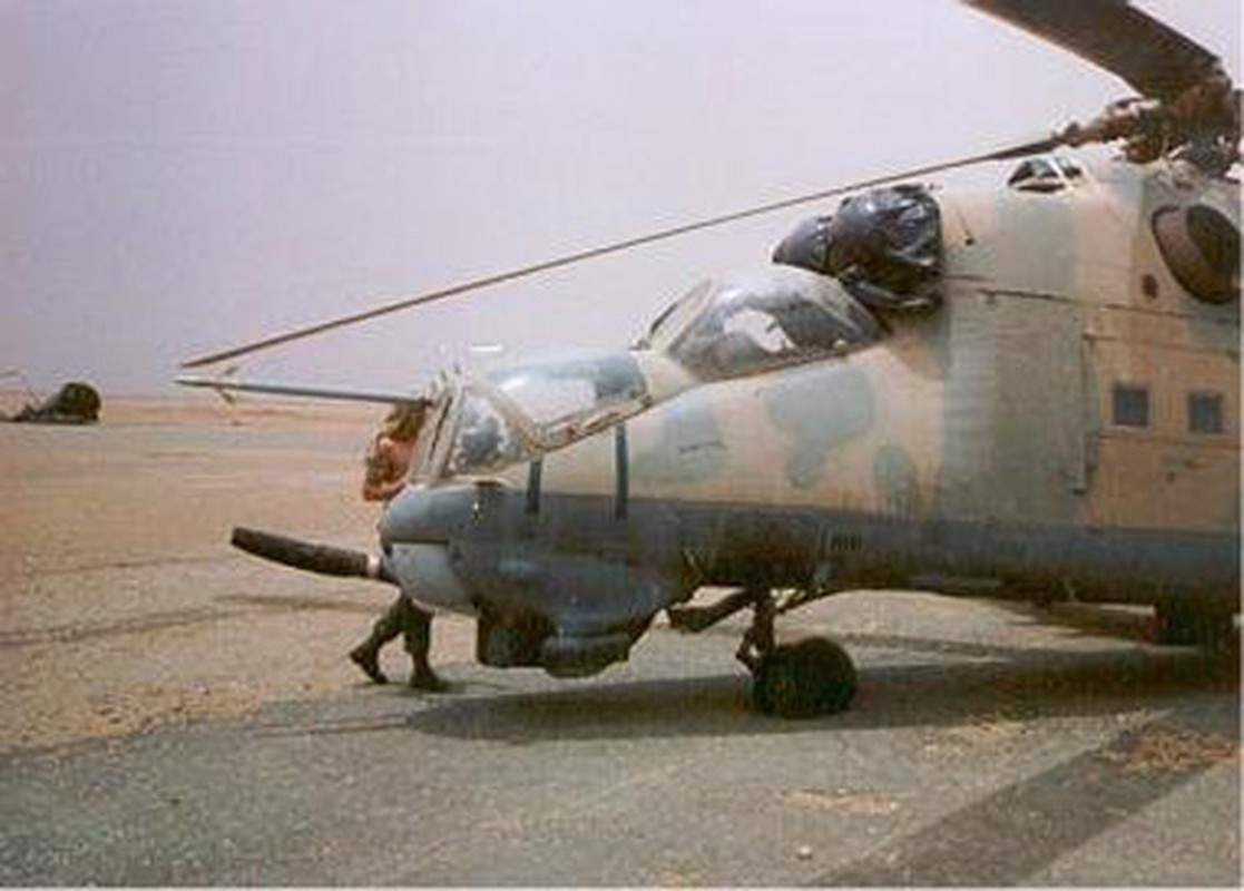 Truc thang Mi-24 lung danh lot vao tay CIA the nao?-Hinh-4