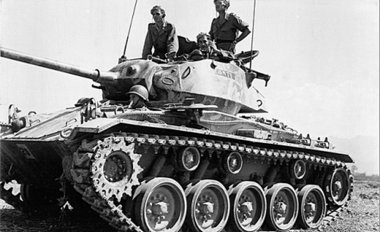 Vi sao Viet Nam co xe tang M24 trong duyet binh 1955?-Hinh-5