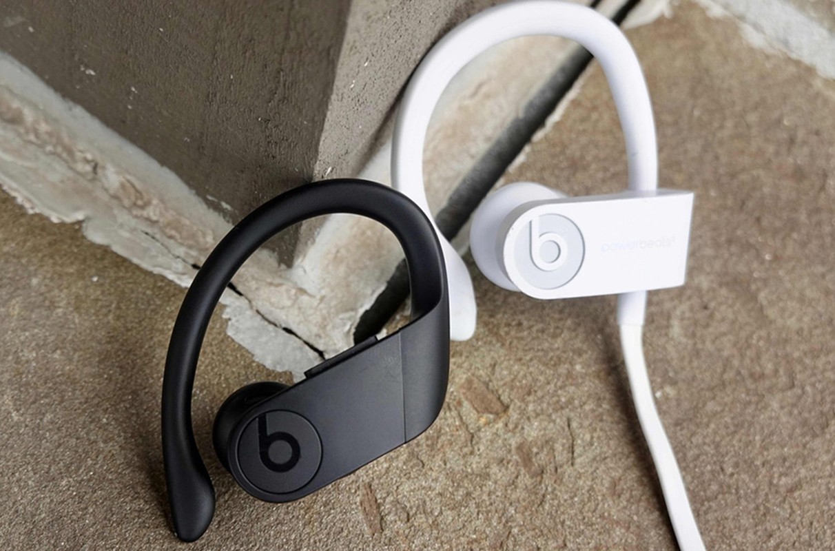 Tai nghe bluetooth Apple Powerbeats 4 lo dien voi pin khung