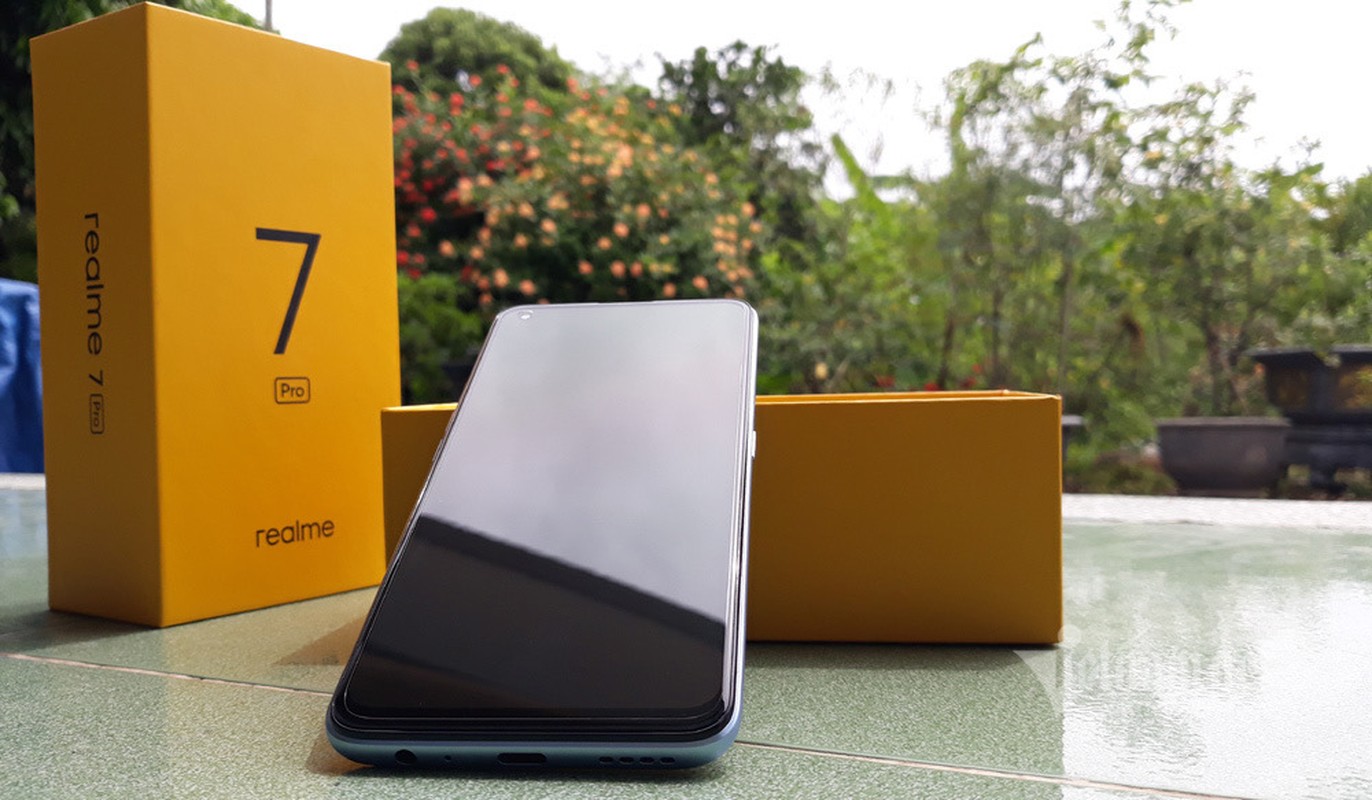 “Khui hop” Realme 7 Pro du chua ban chinh thuc tai Viet Nam-Hinh-4