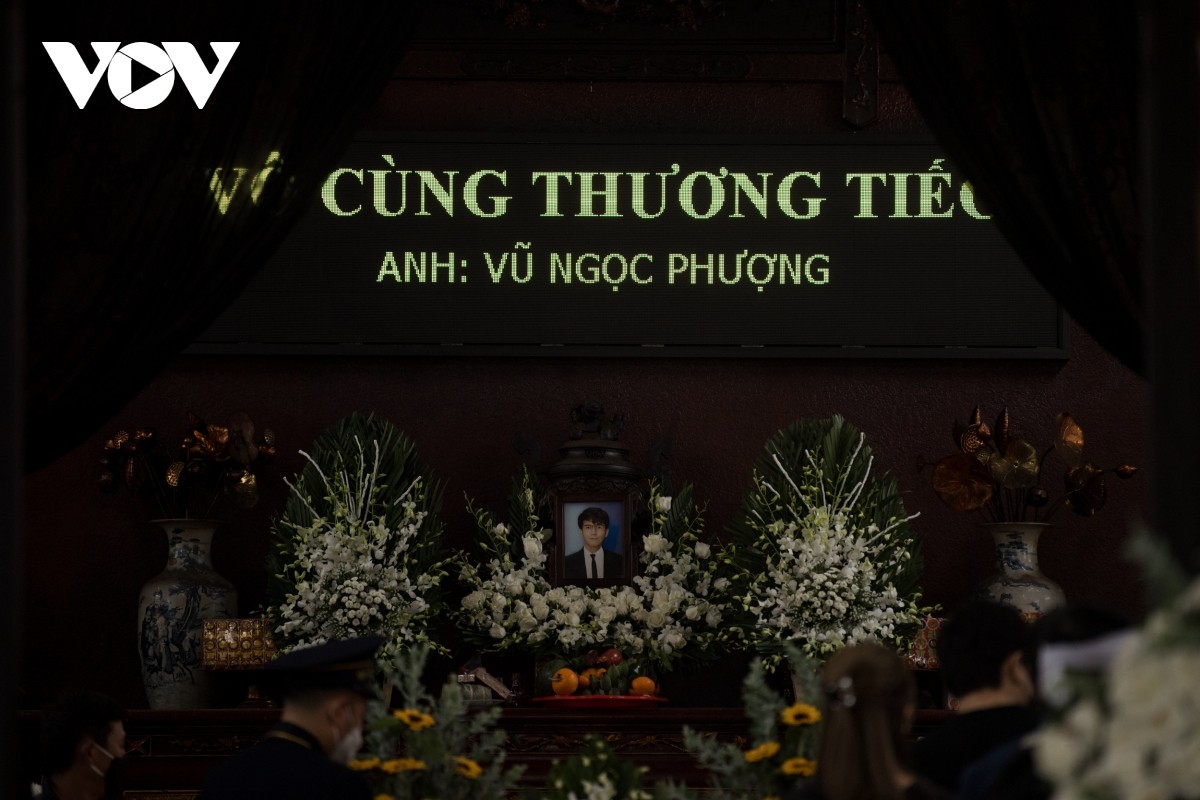Nghe si Viet den tien dua dao dien Vu Ngoc Phuong-Hinh-2