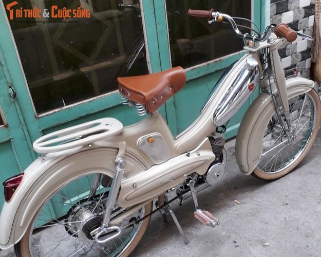 Xe máy đạp Mobylette huyền thoại giá chỉ 26 triệu đồng