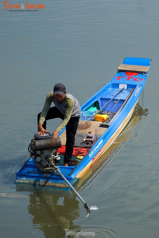 Hinh anh tuong phan dang buon cua dong kenh Nhieu Loc-Hinh-8