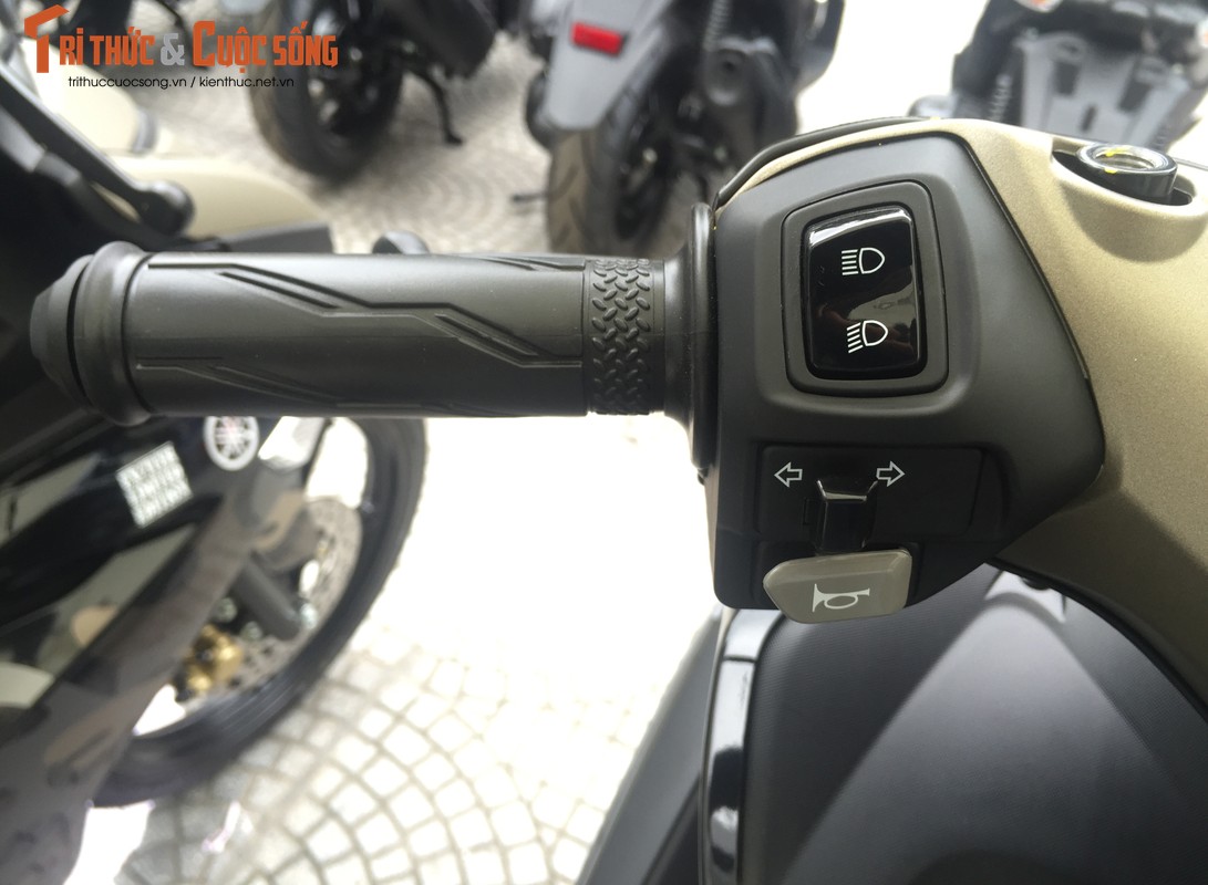 Can canh Yamaha NVX 155 Camo gia 52 trieu tai Ha Noi-Hinh-6