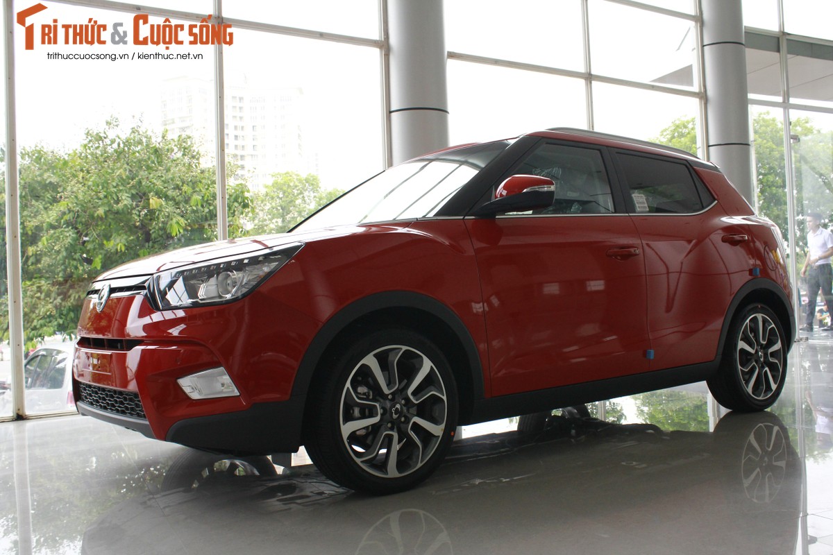 Xe SsangYong Tivoli &quot;dai ha gia&quot; chi con 555 trieu tai VN-Hinh-2