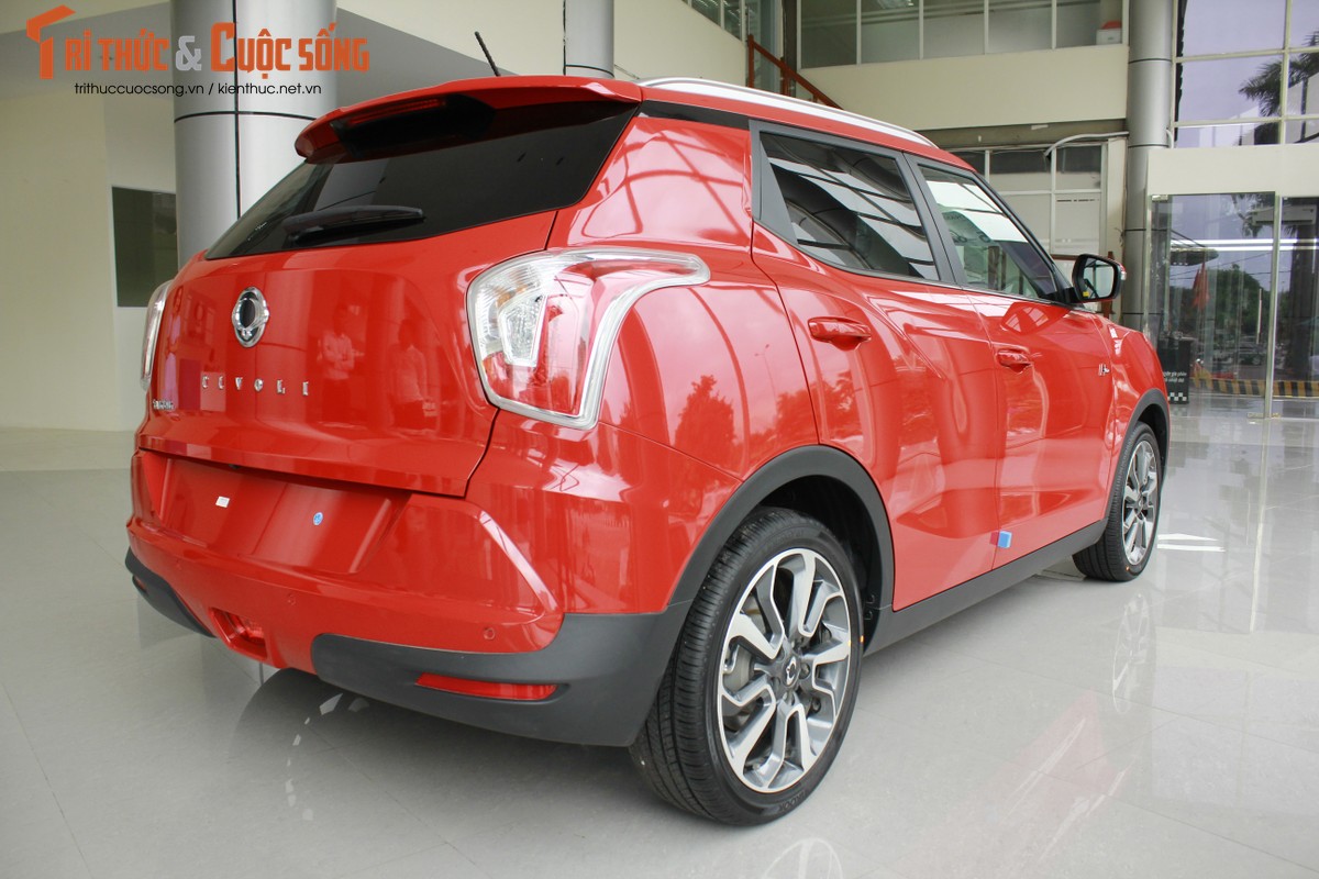 Xe SsangYong Tivoli &quot;dai ha gia&quot; chi con 555 trieu tai VN-Hinh-7