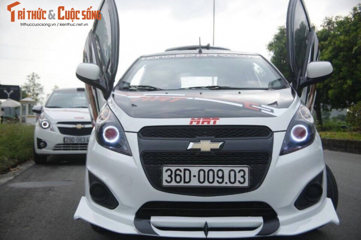 Chevrolet Spark gia 279 trieu 