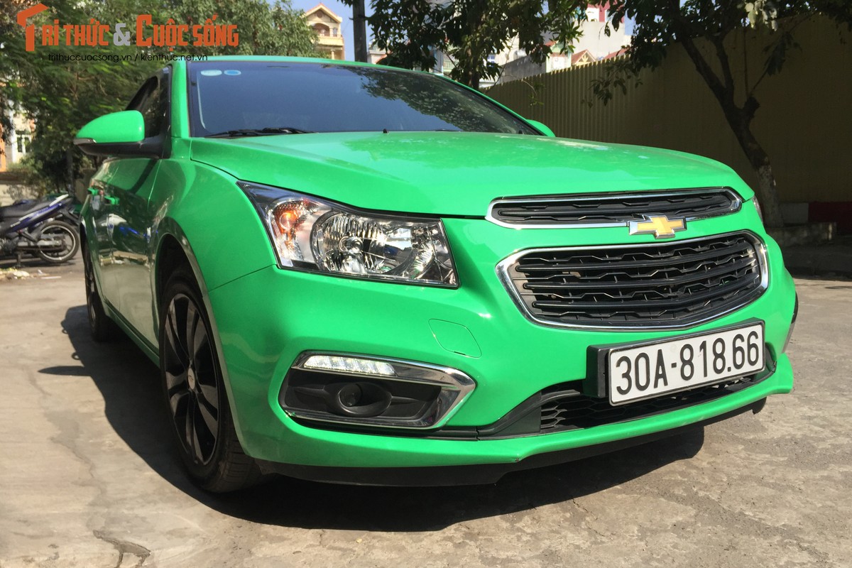 Chevrolet Cruze gia 769 trieu 