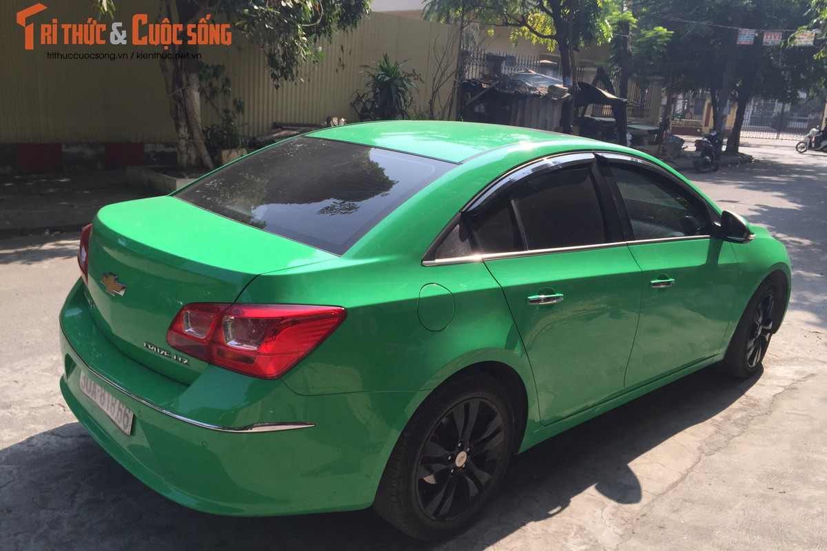 Chevrolet Cruze gia 769 trieu 