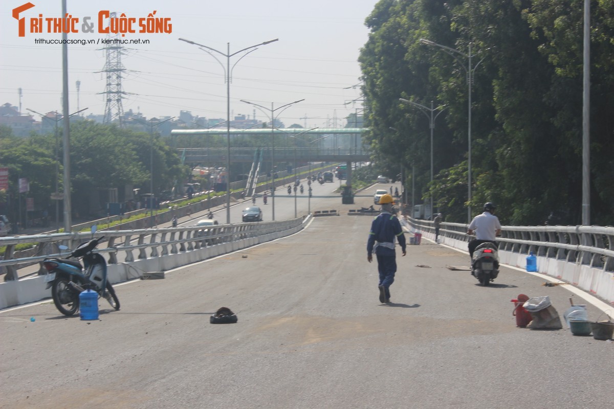 Ha Noi: Can canh cau vuot An Duong 312 ty dong sap thong xe-Hinh-7