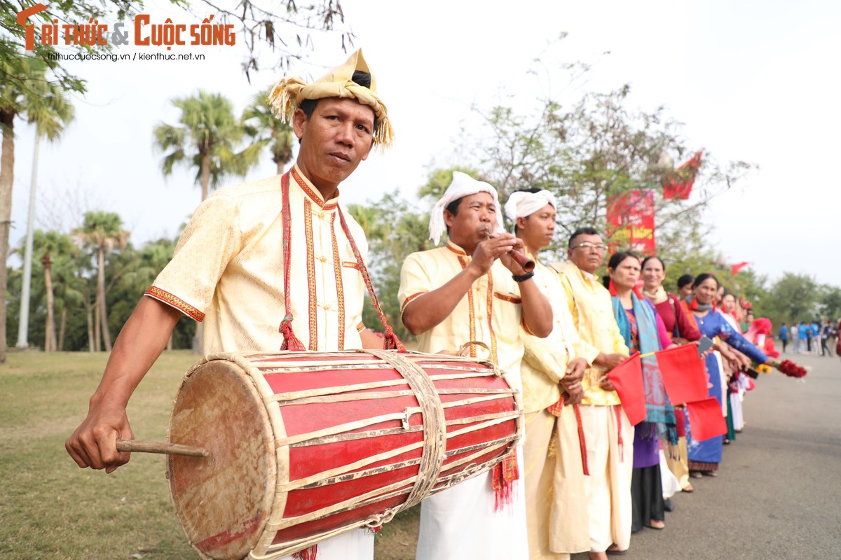 Quyen Chu tich nuoc Vo Thi Anh Xuan du “Ngay hoi Sac xuan tren moi mien To quoc“-Hinh-7