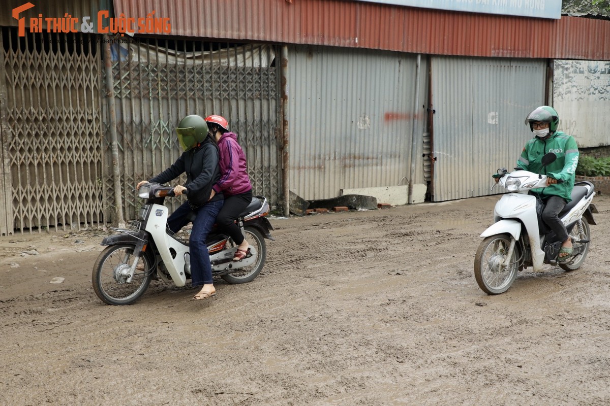 Ha Noi: Can canh con duong “dau kho” mai chua thoat kho-Hinh-4