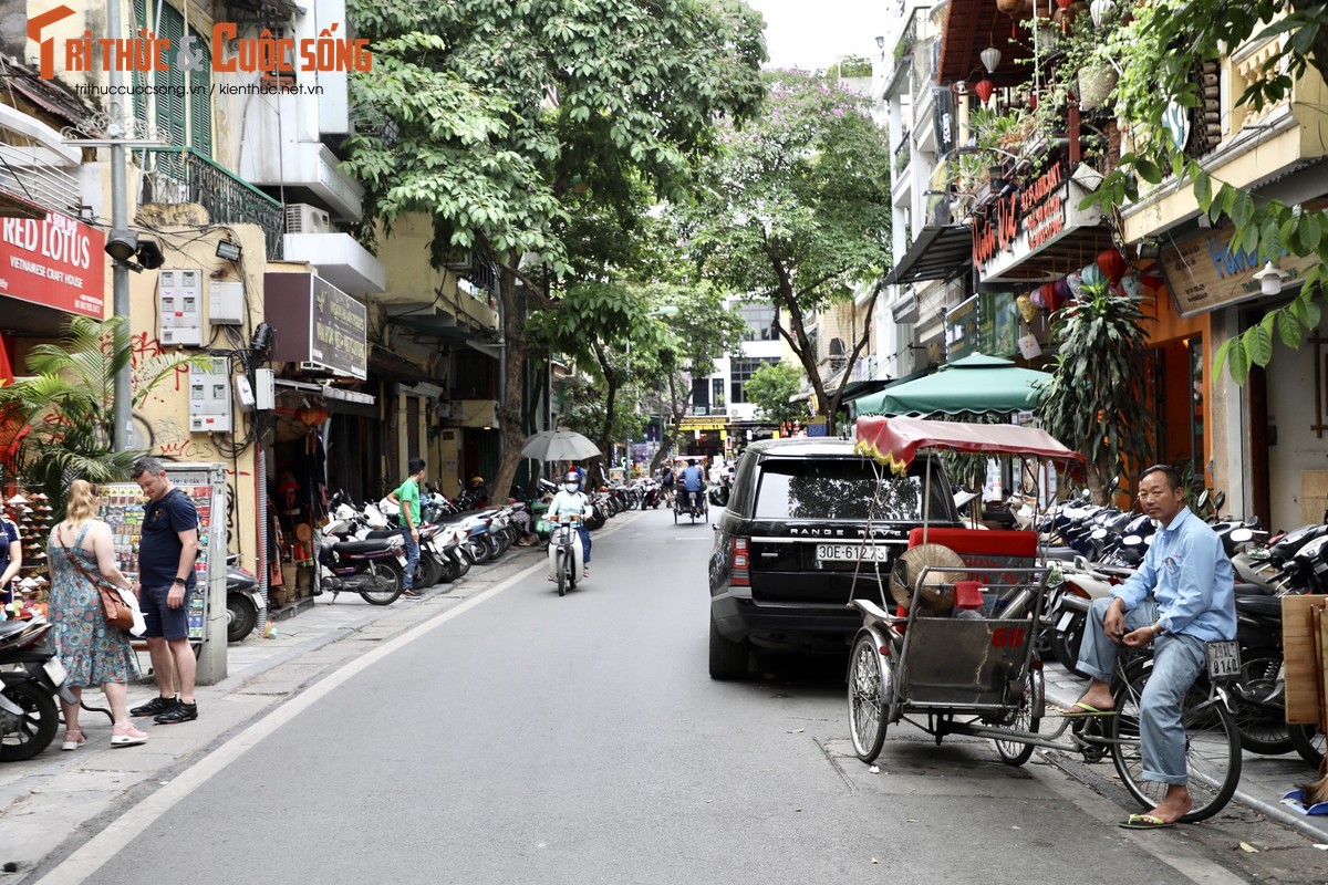 Via he tai khu pho co Ha Noi van bi chiem dung nghiem trong-Hinh-9