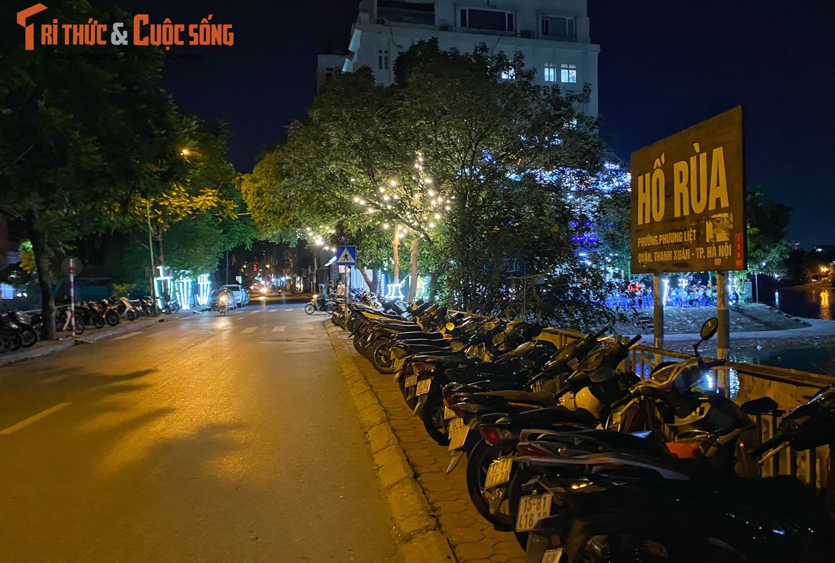 Ha Noi: Ho Rua bi lan chiem nhieu nam, nhung van khong xu ly-Hinh-9