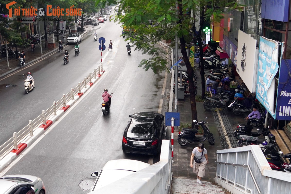 Ha Noi: Vo tu sang duong, nguoi dan nhu “dua gion voi tu than“-Hinh-9