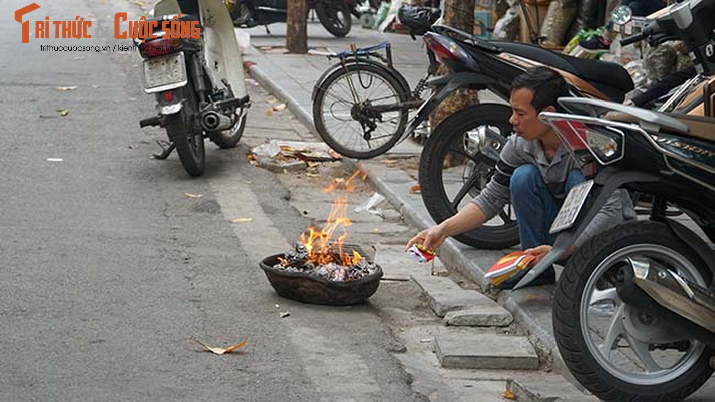 Via he Ha Noi do ruc lua dot vang ma ngay ram thang Gieng-Hinh-10