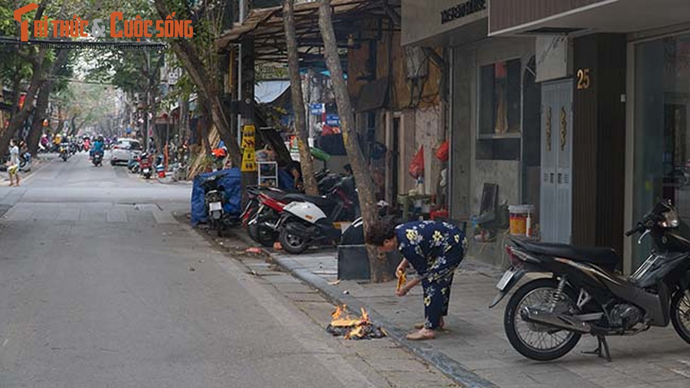 Via he Ha Noi do ruc lua dot vang ma ngay ram thang Gieng-Hinh-9