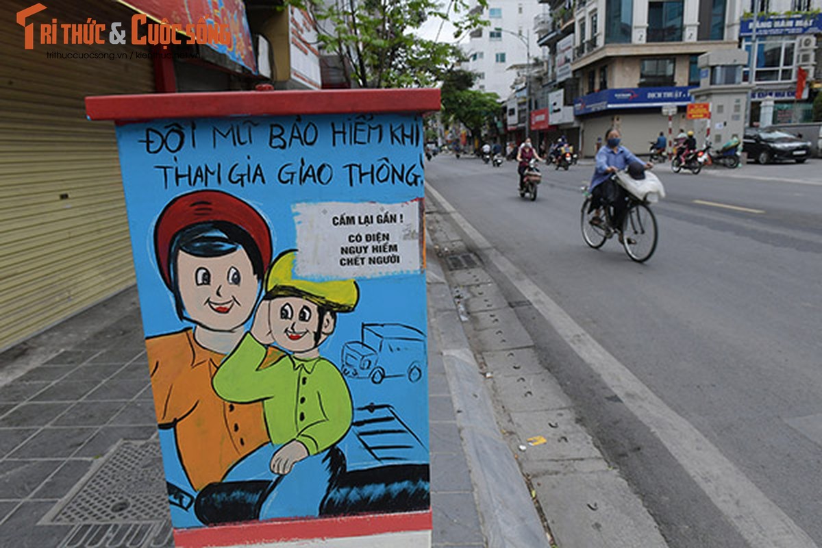 Bot dien o Ha Noi truyen di thong diep phong chong COVID-19-Hinh-6