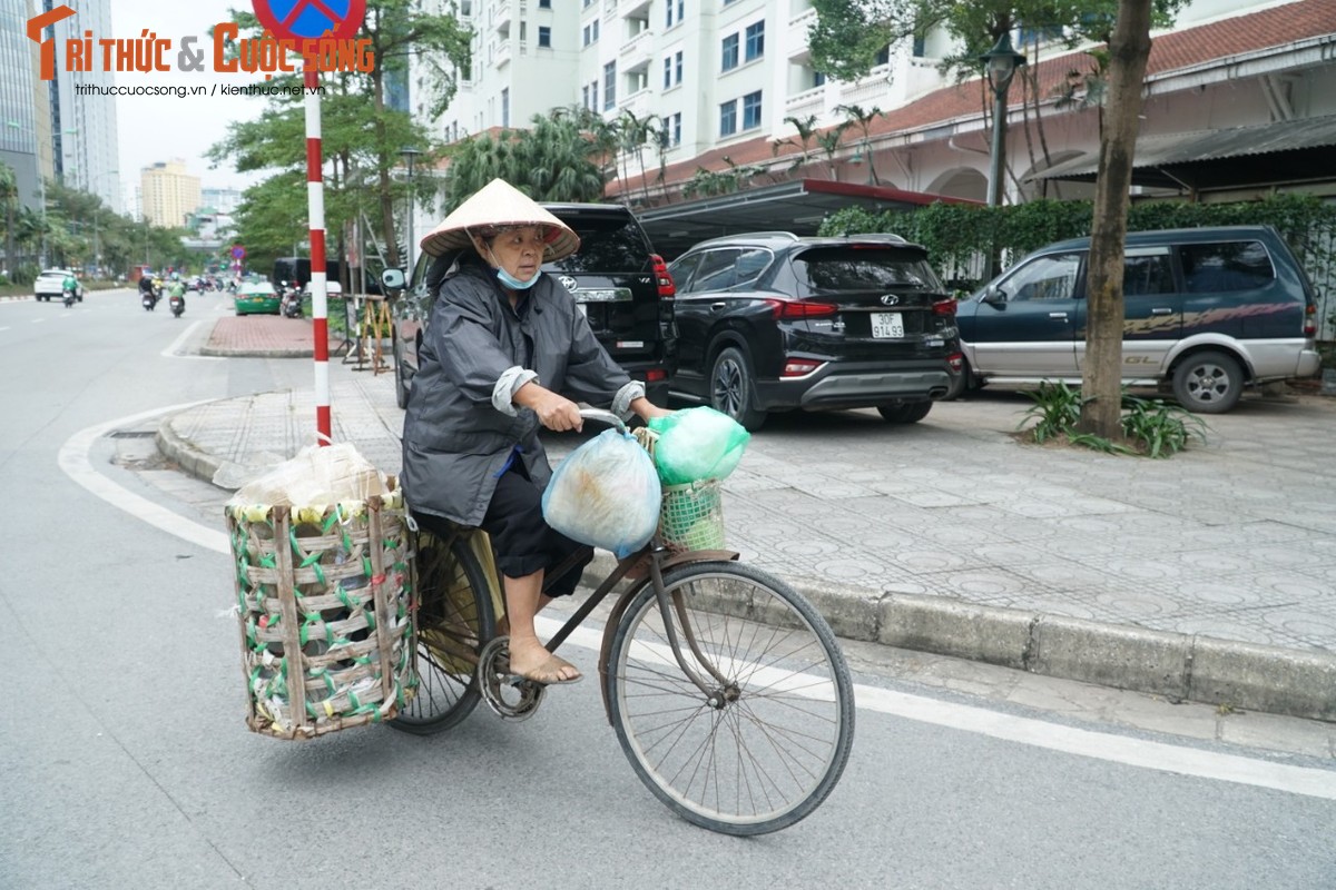 Nguoi dan Ha Noi co ro don dot lanh manh nhat tu dau mua-Hinh-9