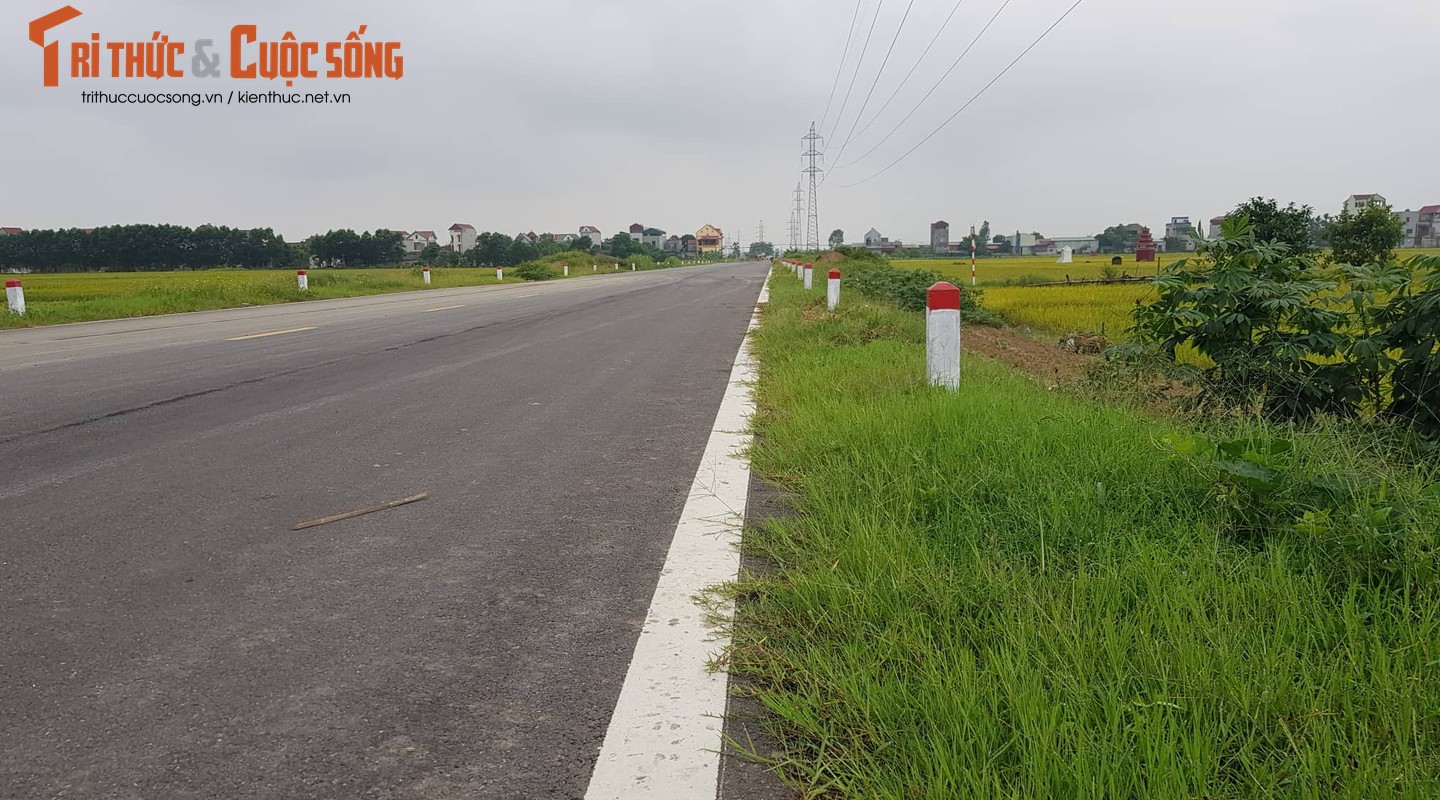 Hai Duong: Can canh 1,23km duong hon 3 nam chua hoan thanh-Hinh-14