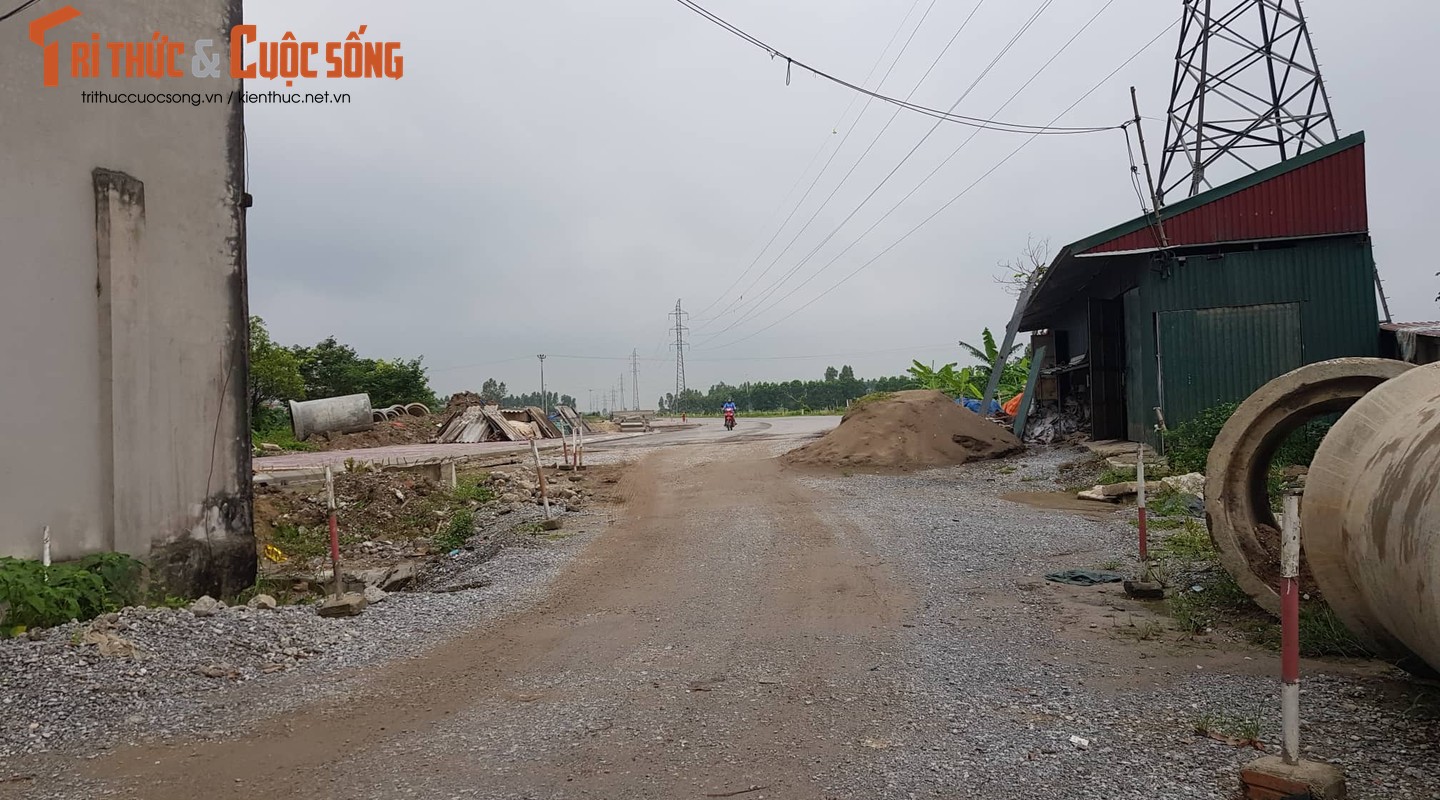 Hai Duong: Can canh 1,23km duong hon 3 nam chua hoan thanh-Hinh-6