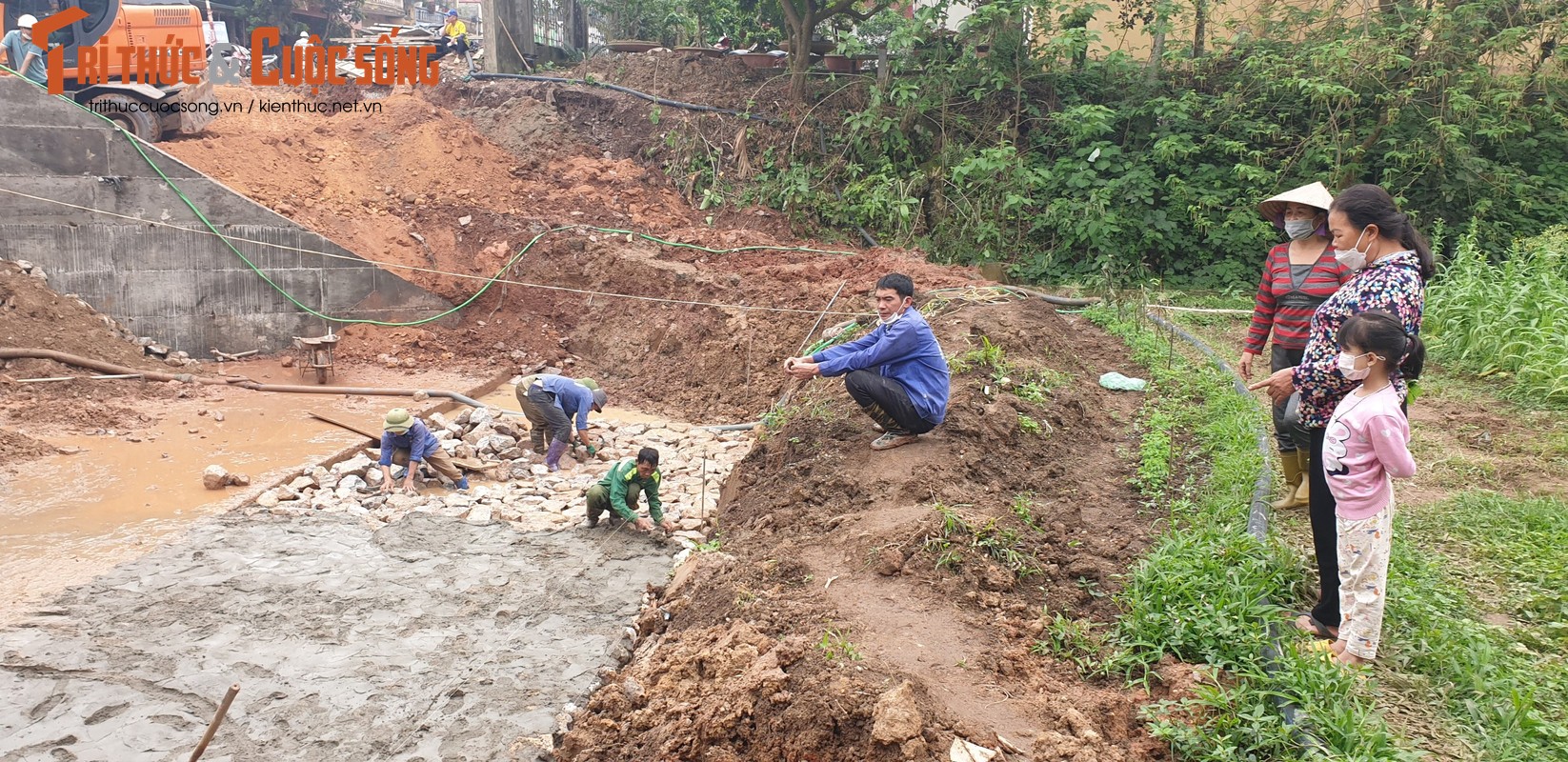 Bac Giang: Cong ty Hai Long thi cong bat chap nguy hiem tai nan lao dong-Hinh-9