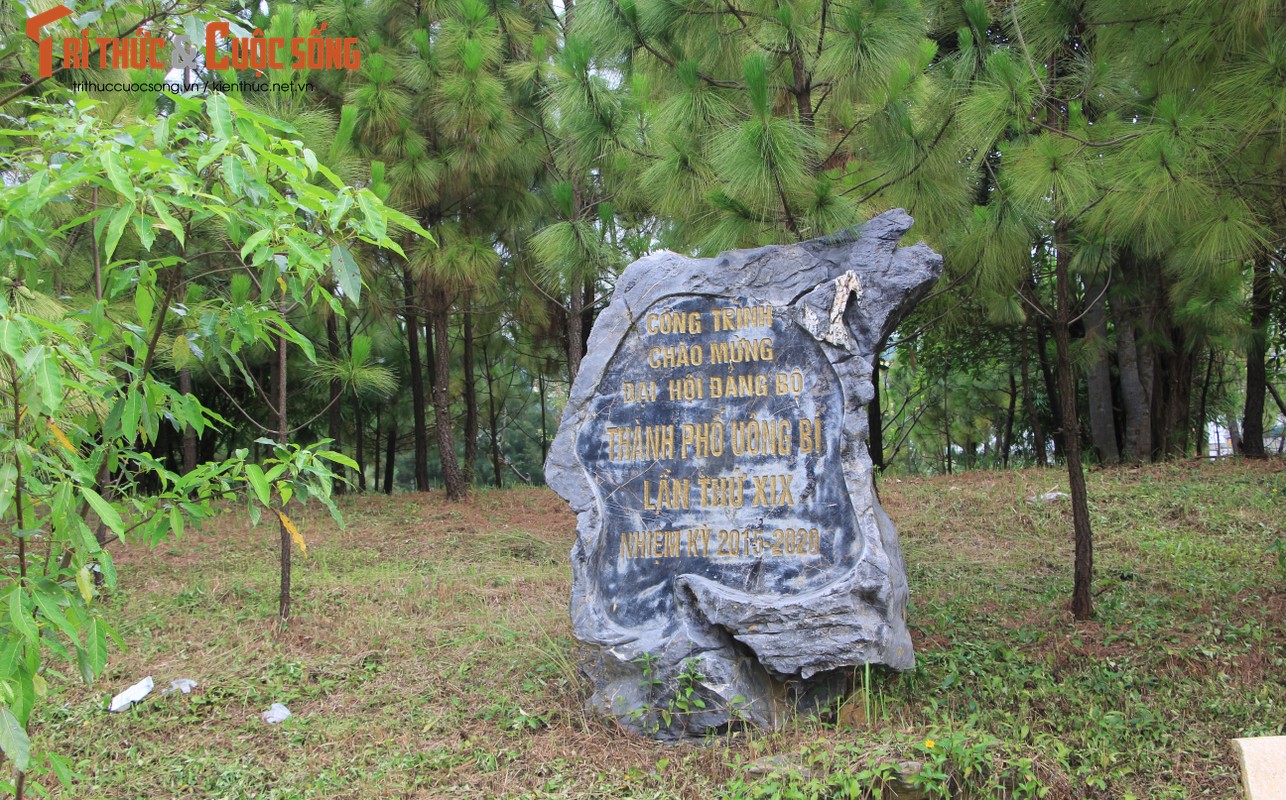 Quang Ninh: Cong vien Sinh vien 45 ty dong “chet yeu”, gay lang phi-Hinh-2