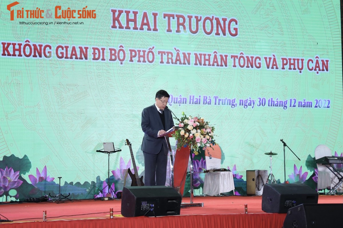 Pho di bo Tran Nhan Tong nhon nhip trong toi khai truong-Hinh-2