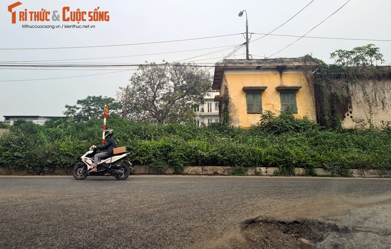 Ha Noi: Binh doan xe nghi qua tai chay vao duong cam, “cay nat” de Nguyen Khoai-Hinh-12