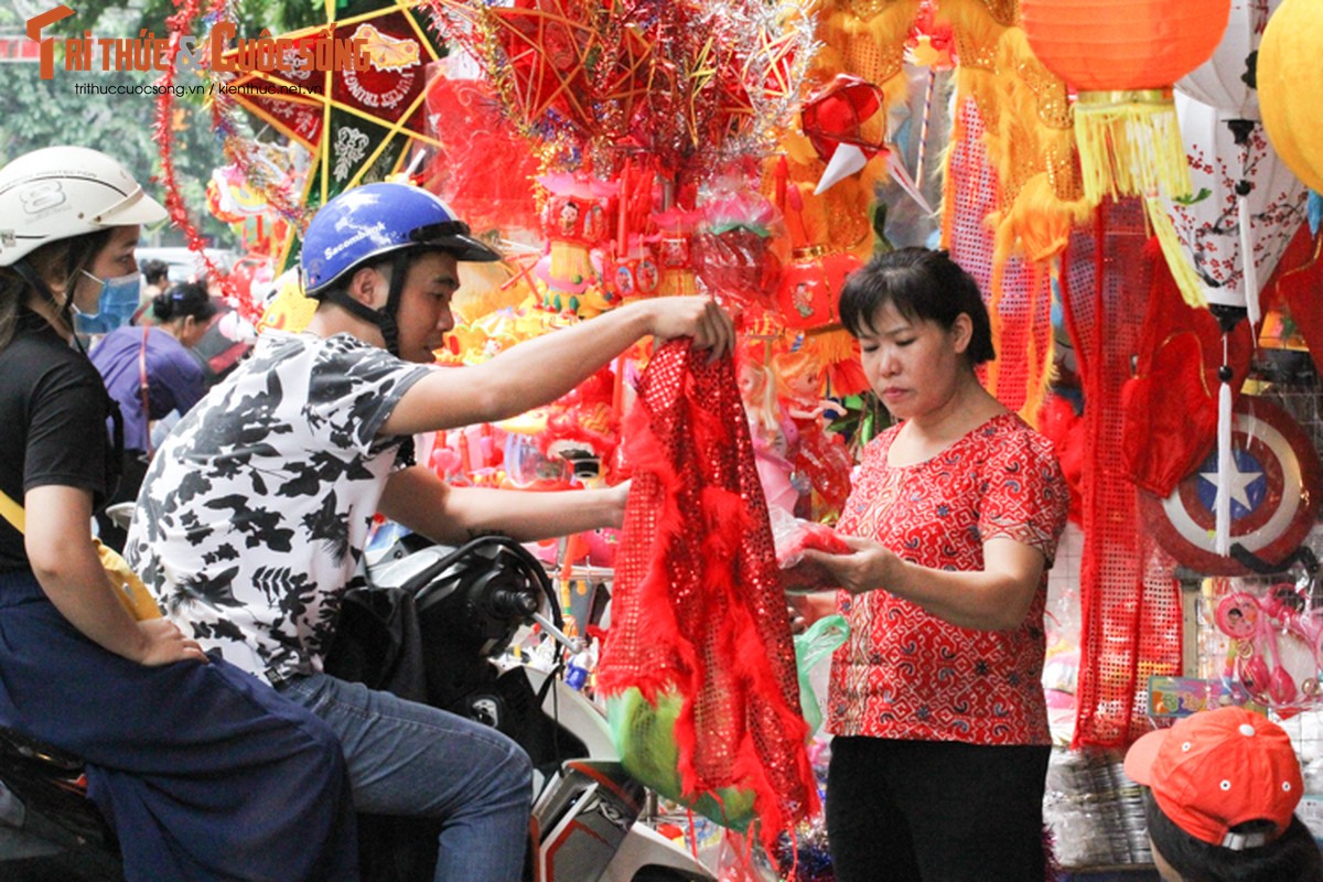 Do choi Trung thu truyen thong nhuom do pho phuong Ha Noi-Hinh-10