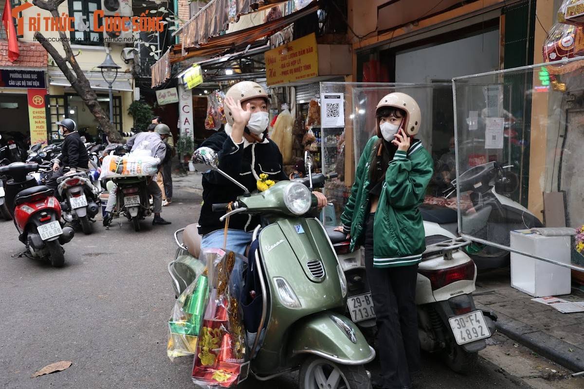 Ngay cuoi cung nam Tan Suu 2021: “Cho nha giau” Hang Be tap nap nguoi ban, ke mua-Hinh-10