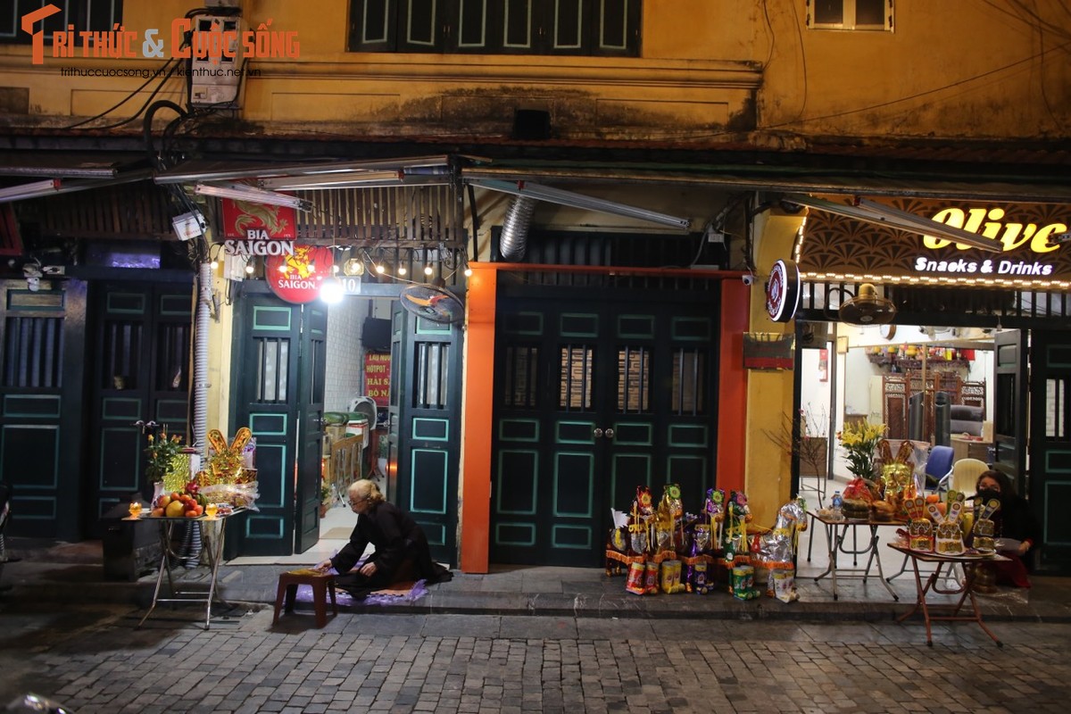 Nguoi Ha Noi lang le don giao thua khong tieng phao-Hinh-10