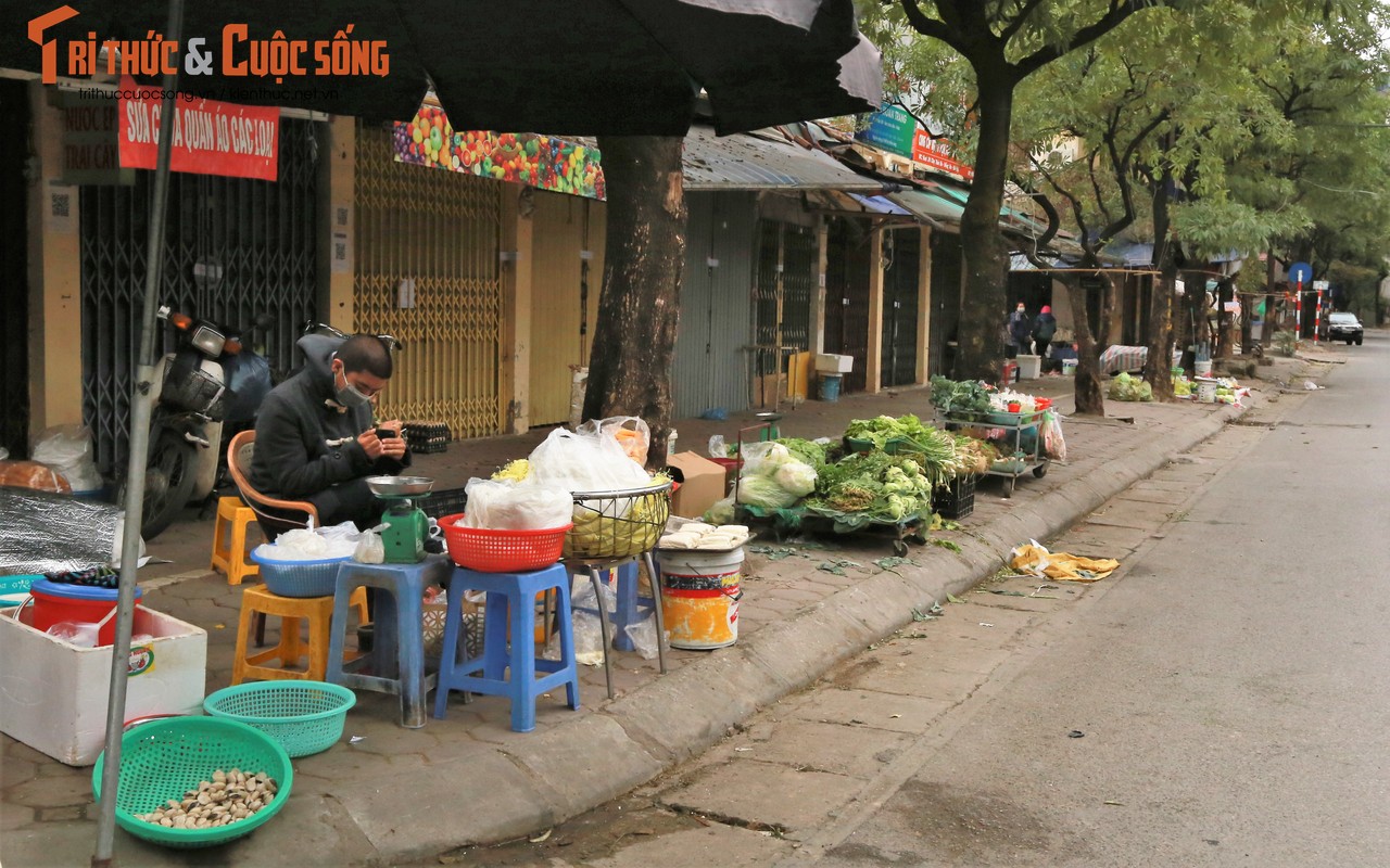 Cho dan sinh dau nam: Khach mua vang hoe, chu hang ngu gat-Hinh-3