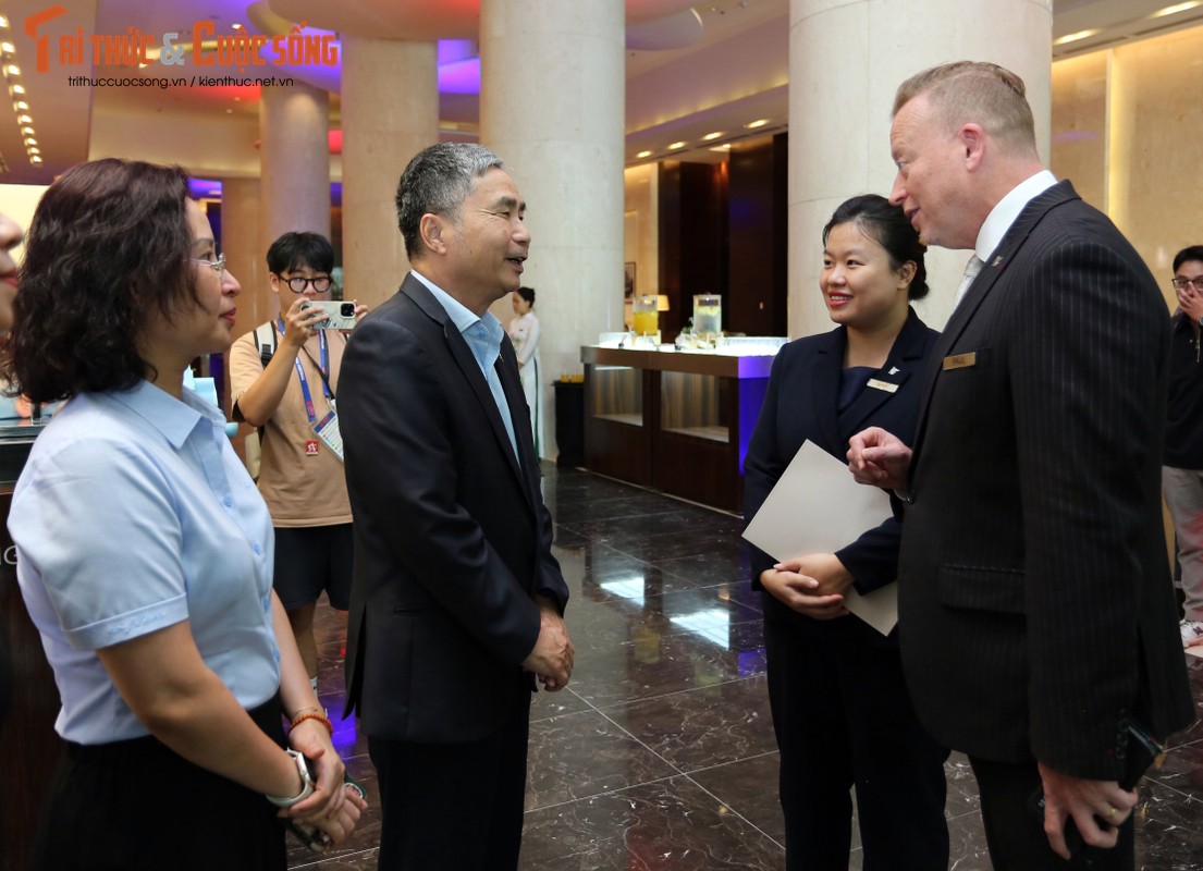 Doi tuyen Nga den Ha Noi chuan bi da giao huu voi Viet Nam-Hinh-11