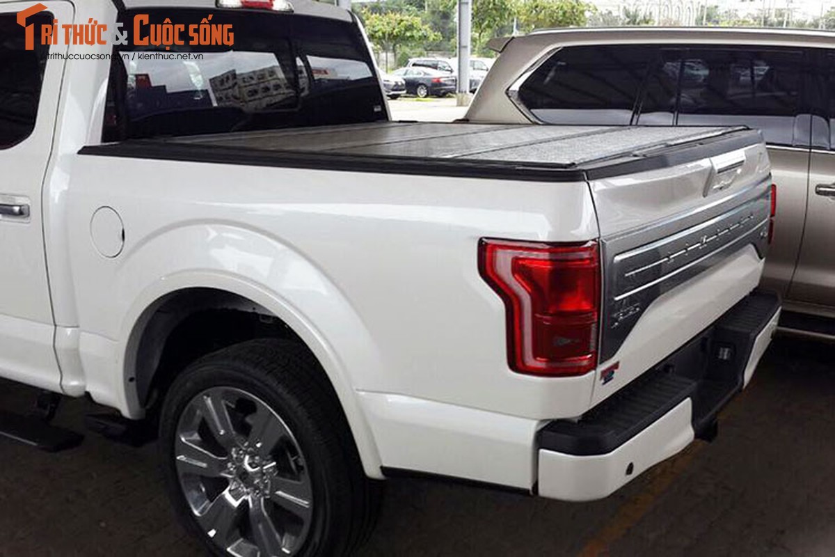 Ban tai Ford F150 Limited 2016 gia hon 3 ty tai Ha Noi-Hinh-3