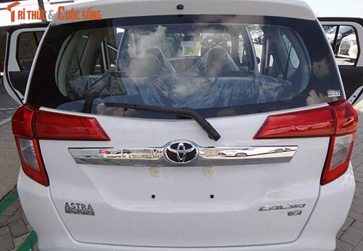 Can canh MPV 7 cho Toyota Calya gia tu 200 trieu-Hinh-4