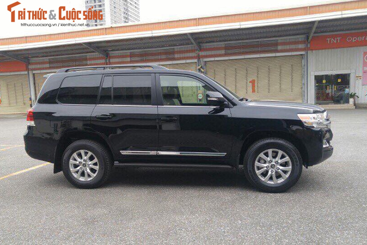 Toyota Land Cruiser 2016 nhap My gia 5,5 ty ve Ha Noi-Hinh-2