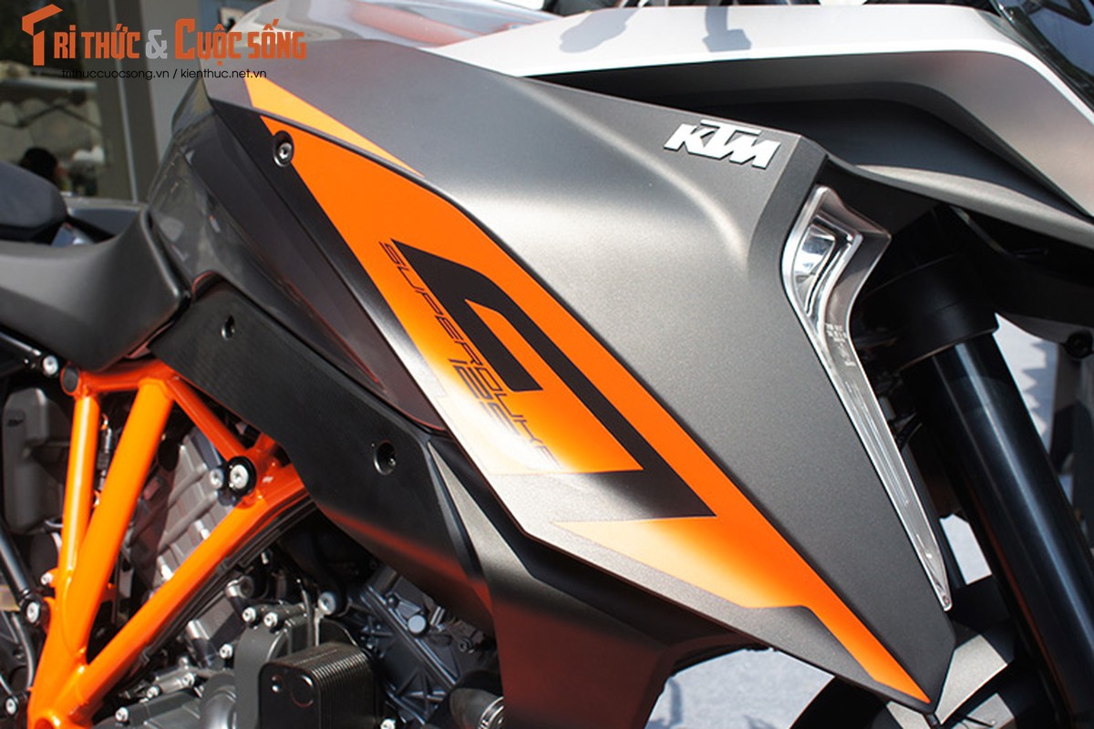 “Soi” KTM 1290 Super Duke GT gia 690 trieu dong tai VN-Hinh-6