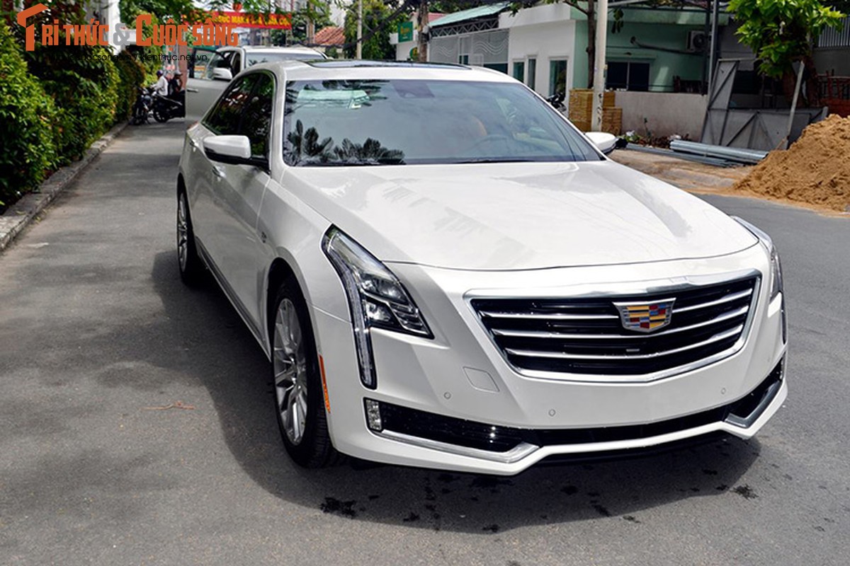 Sedan hang sang, tien ty Cadillac CT6 moi tai Sai Gon