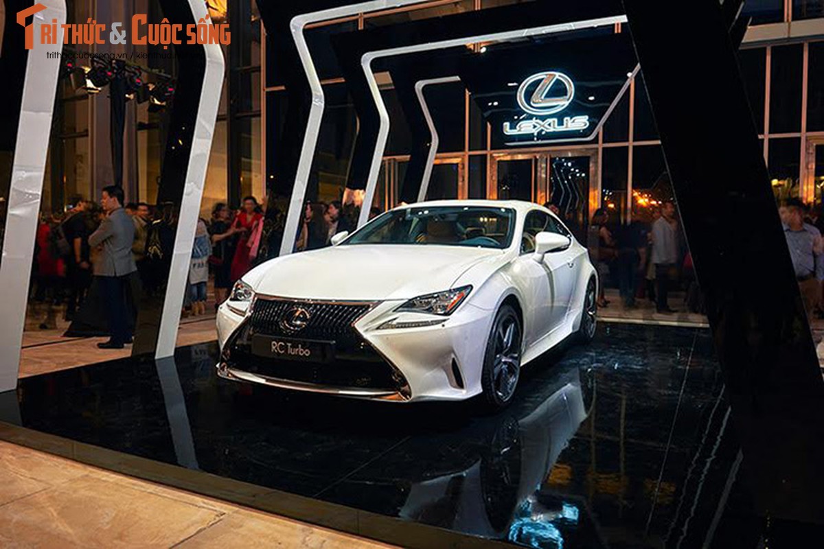 Xe tien ty Lexus RC noi bat tai Tuan le thoi trang 2016-Hinh-9