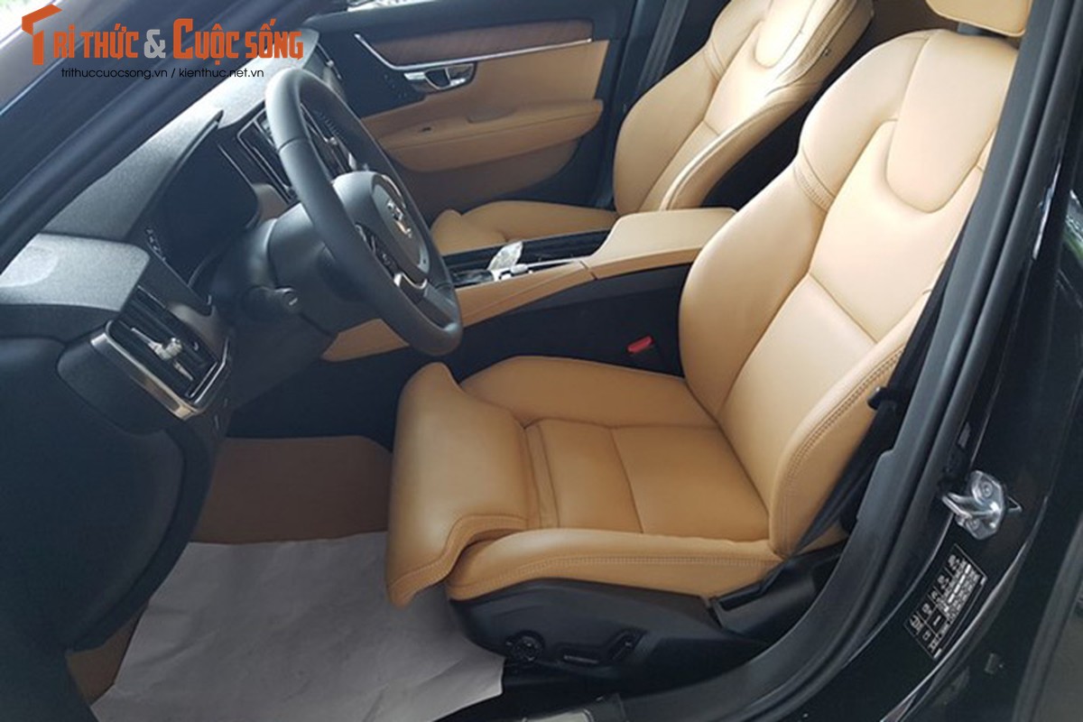 Volvo S90 chinh hang gia 2,7 ti dong tai Viet Nam-Hinh-7