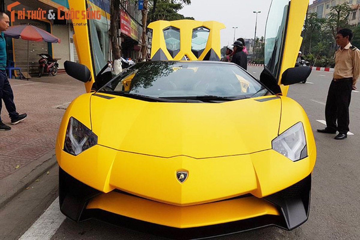 Lamborghini Aventador SV mui tran “thet gia” 39 ty tai Ha Noi-Hinh-2