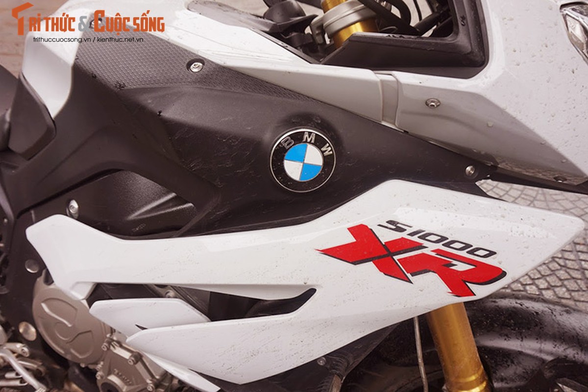 BMW S1000XR chinh hang gia hon 700 trieu tai VN-Hinh-4