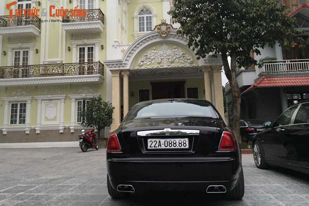 Rolls-Royce Ghost 27 ty bien 