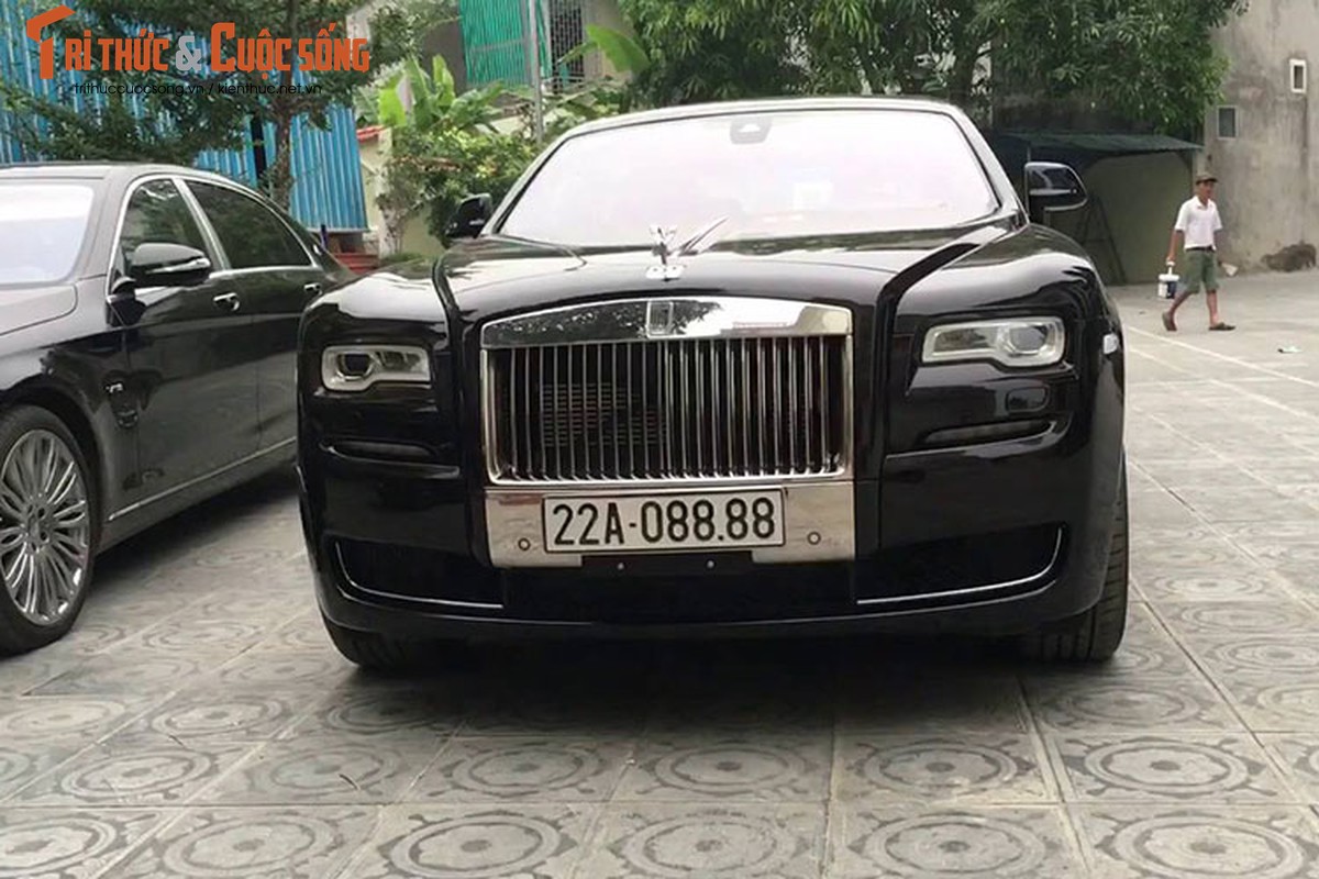 Rolls-Royce Ghost 27 ty bien 