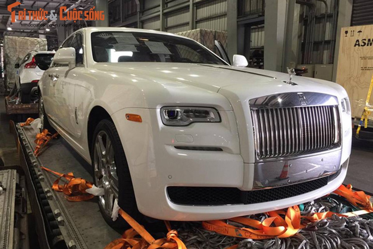 Rolls-Royce Ghost gia 42 ty dong ve Viet Nam ngay can Tet-Hinh-7