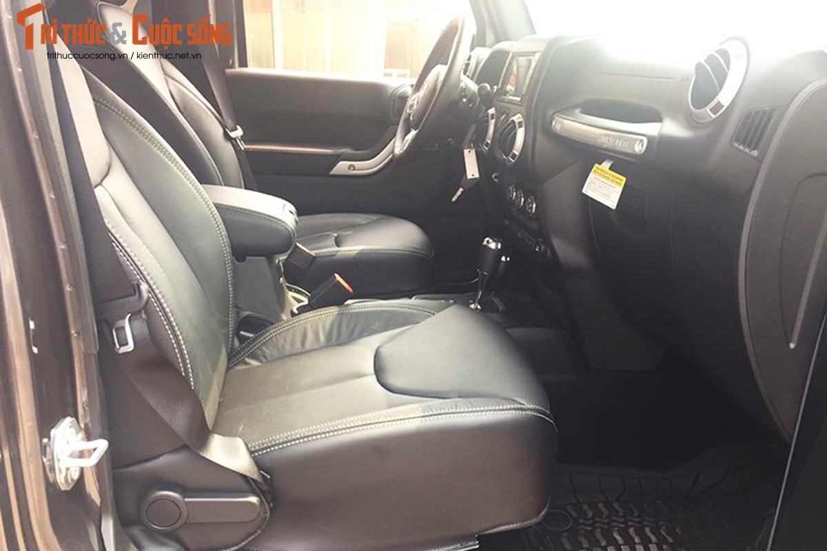 Can canh Jeep Wrangler 2016 gia 4,2 ty tai Ha Noi-Hinh-6